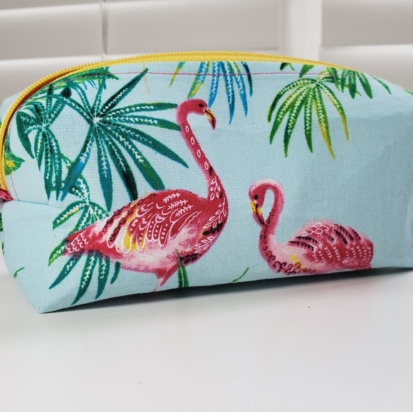 Cosmetics Pouch - Picture 2 of 6